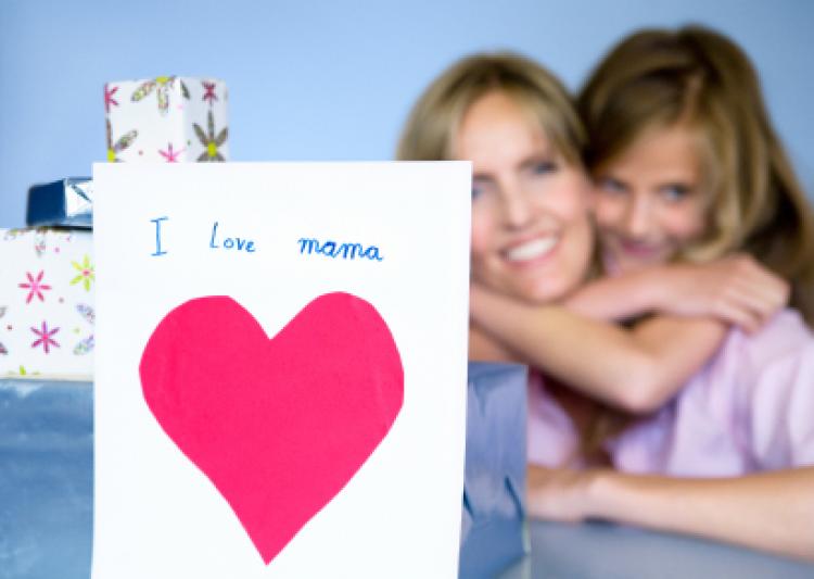 Eight Crafty Little Things You Can Do For Your Mom This Motherâ€™s Day