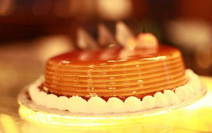 Lip smacking cakes from Downtown Cafe