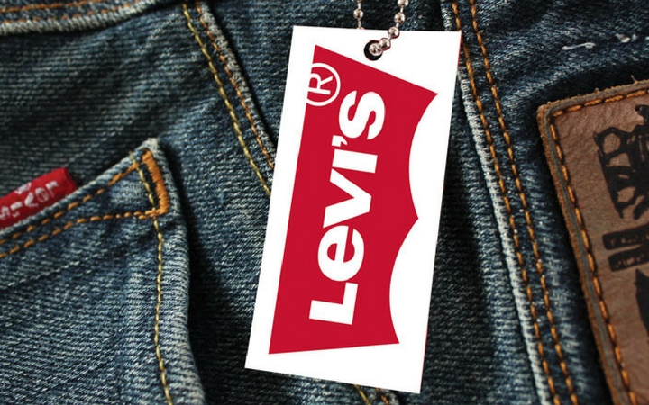 Shop from Levis and Get Exciting Offers