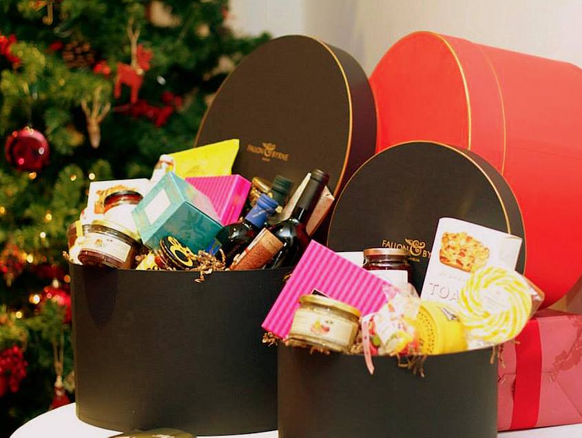 How To  Make A Christmas Hamper To Suit All Your Festive Gifting Needs